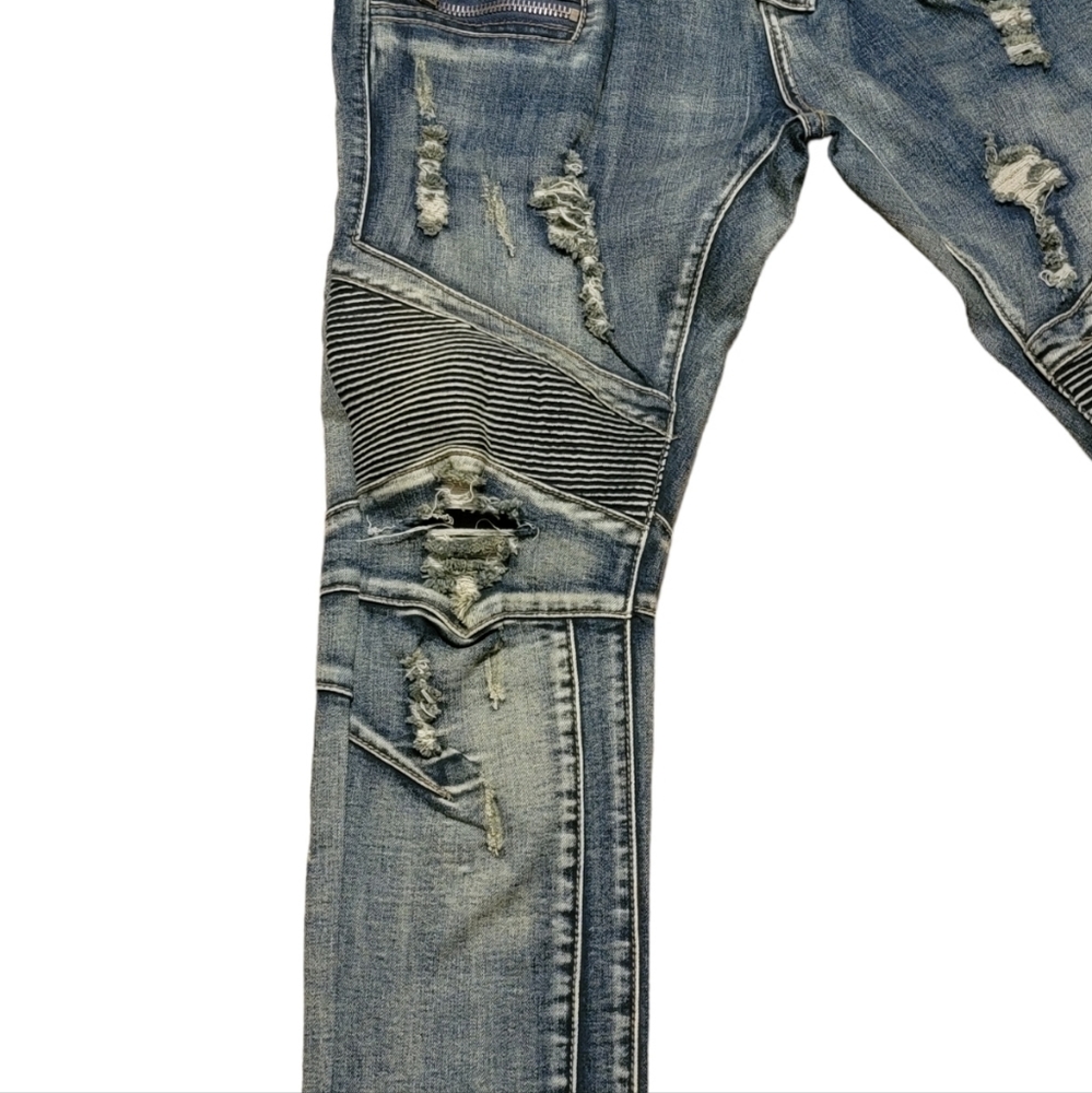 Jeans - Picture 2 of 3